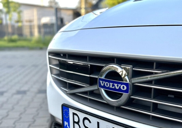Volvo S60 cena 62000 przebieg: 177235, rok produkcji 2017 z Syców małe 407